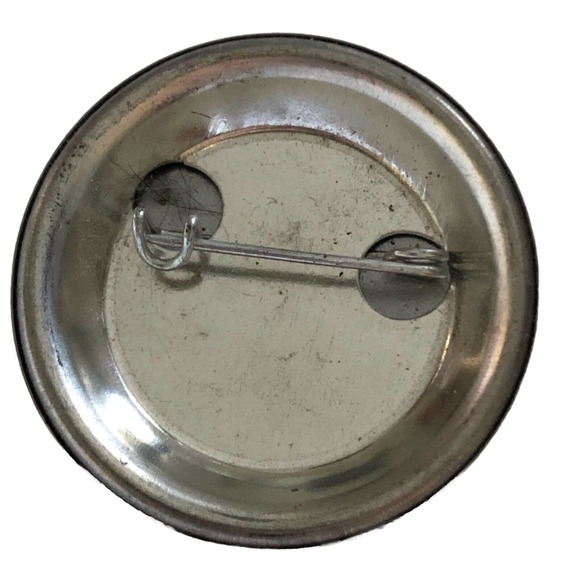 2 Hard Rock Cafe Button Pin Save The Planet Love All Serve All No Drugs Weapons - Picture 4 of 6